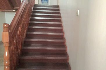 Jalan Batu Tiga Lama & Jalan Jingga