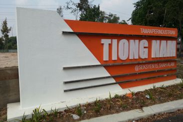 RM8.6m! Built-up 12.3ksf, Shah Alam Tiong Nam Industrial Park 3 Sty Semi D Factory for Sale