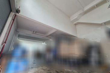 RM8.6m! Built-up 12.3ksf, Shah Alam Tiong Nam Industrial Park 3 Sty Semi D Factory for Sale