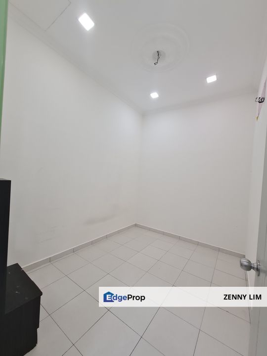 RM375K! Move In Condition!  Kampung Delek Taman Udang Cendana Near Telok Gadong Townhouse for Sale, Selangor, Klang