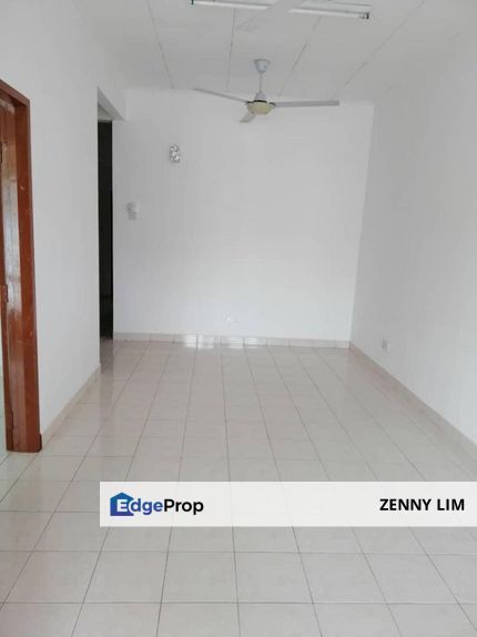 RM430k! 20x65, 3 Rooms 2 Baths, Bandar Bukit Raja Single Sty Terrace for Sale, Selangor, Klang