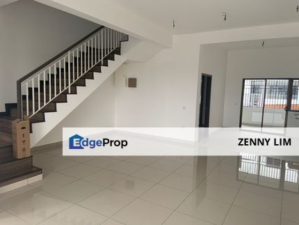 RM790K! 20 x 75, Facing Playground, Bandar Bukit Raja Lyra 2 Sty Terrace for Sale, Selangor, Klang