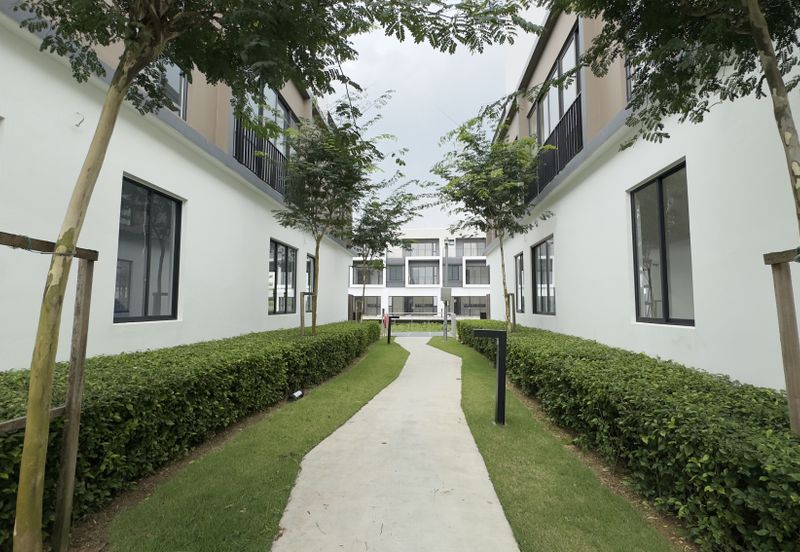 Senibong Cove Waterway Residences