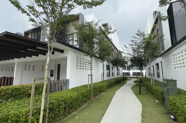 Senibong Cove Waterway Residences
