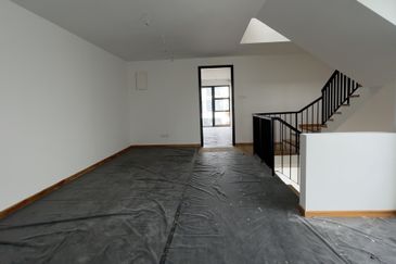 Senibong Cove Waterway Residences