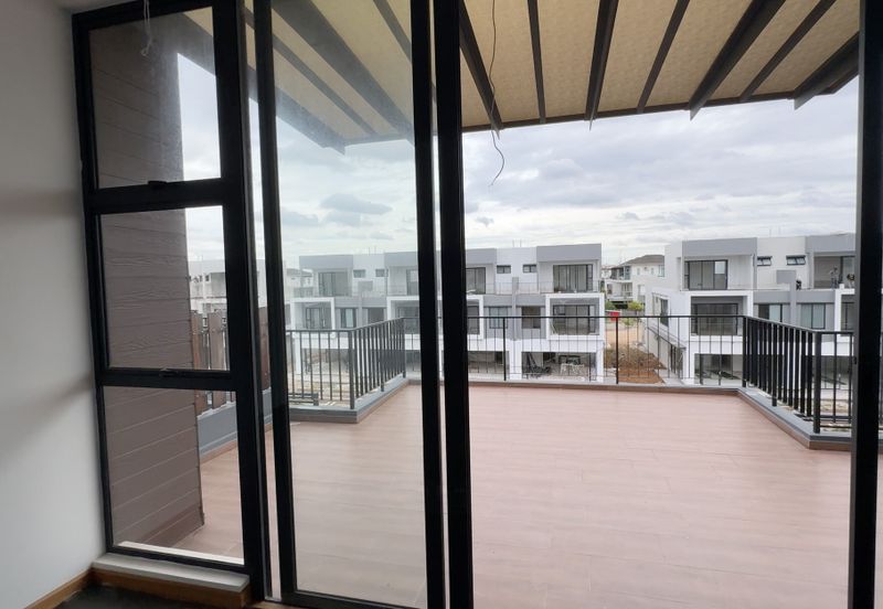 Senibong Cove Waterway Residences