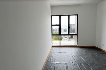 Senibong Cove Waterway Residences