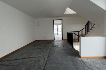 Senibong Cove Waterway Residences