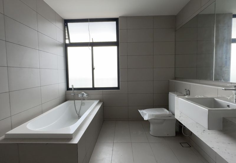 Senibong Cove Waterway Residences