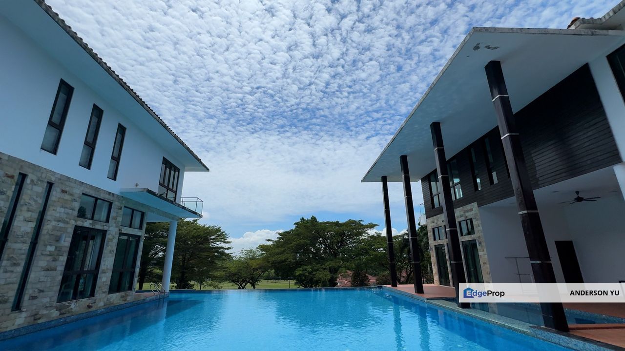 Leisure Farm Luxury Bungalow 1 Acre Land 12000 sqft with Pool for Sale, Johor, Gelang Patah