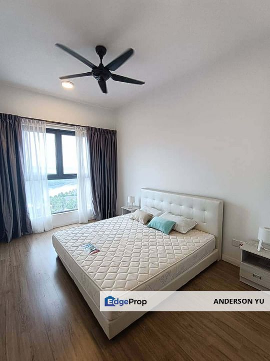 Good deal The Wateredge Apartment with 2 Car Park Lots for Sale, Johor, Masai