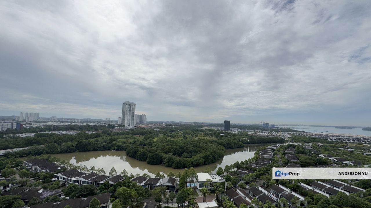 Good deal The Wateredge Apartment with 2 Car Park Lots for Sale, Johor, Masai