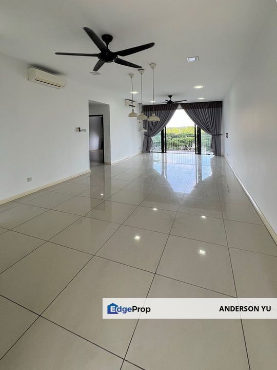Very Well Maintained Unit | Low Floor Unit For Sale: 3 Bedroom Wateredge Apartment @ Senibong Cove, Johor, Masai