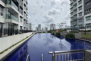 Seasons Luxury Apartments @ Amara Larkin