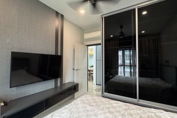 Seasons Luxury Apartments @ Amara Larkin