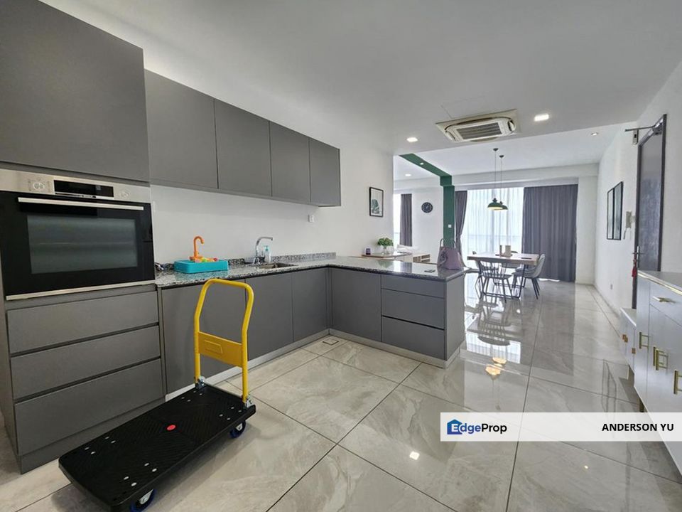 Very Limited Large-Sized Apartment with Private Lift@Senibong for Sale, Johor, Masai
