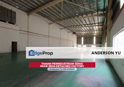 Taman Perindustrian Senai: Semi-Detached Factory for Rent, Johor, Senai