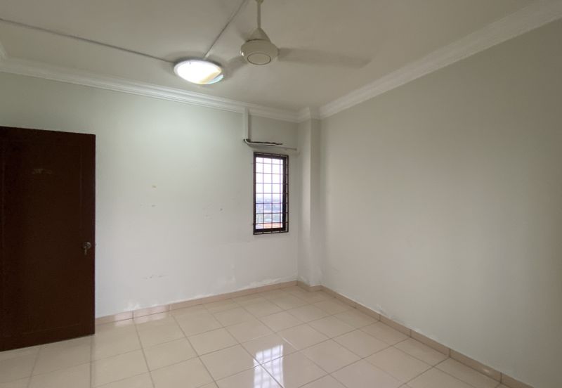 Seri Mutiara Apartment, Bandar Baru Seri Alam