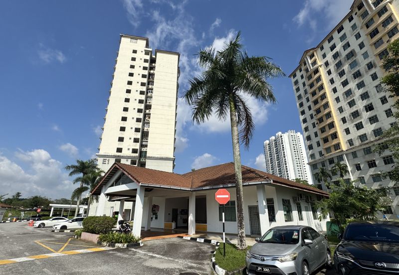 Indah Court Apartment