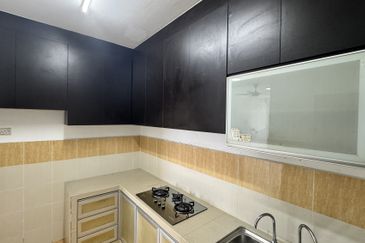 Indah Court Apartment