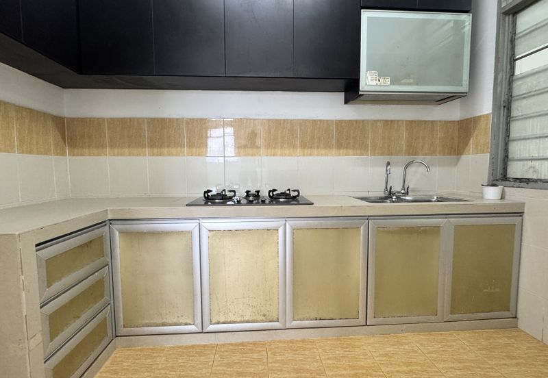 Indah Court Apartment