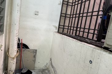 Indah Court Apartment