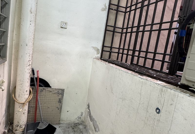 Indah Court Apartment