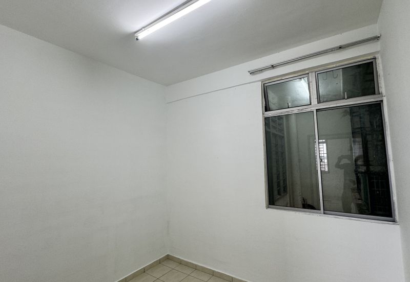 Indah Court Apartment