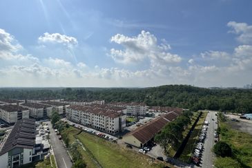 Indah Court Apartment