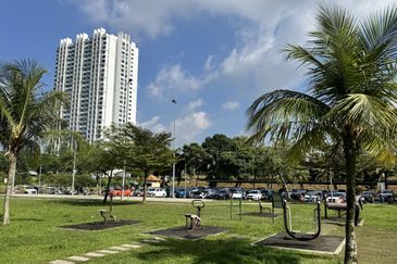 Indah Court Apartment