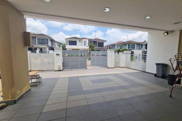 Maple Red, Adda Heights