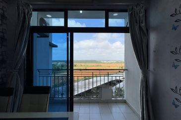 Seri Austin Luxury Apartment