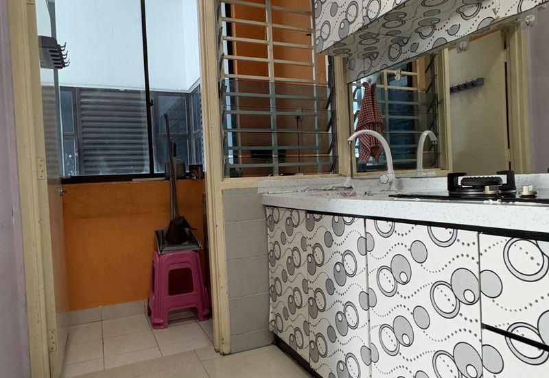 Seri Austin Luxury Apartment