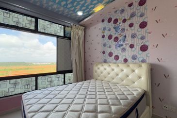 Seri Austin Luxury Apartment