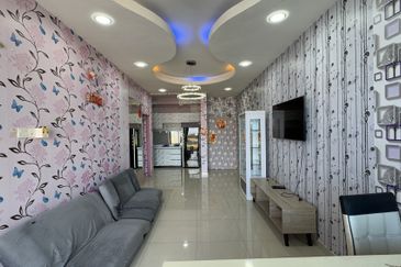 Seri Austin Luxury Apartment