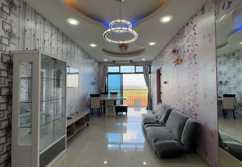 Seri Austin Luxury Apartment