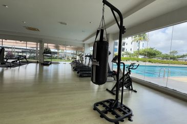 Seri Austin Luxury Apartment