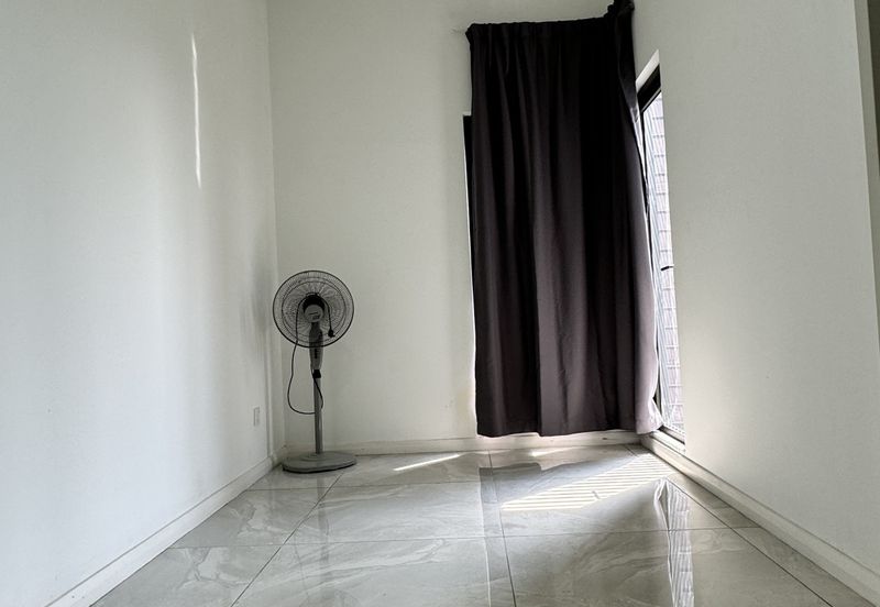 The WaterEdge Residences