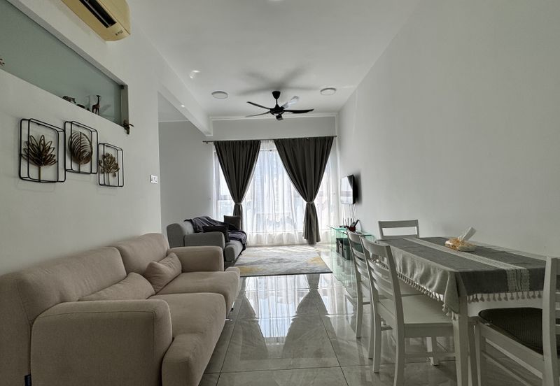 The WaterEdge Residences