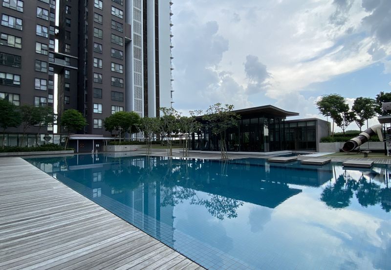 The WaterEdge Residences