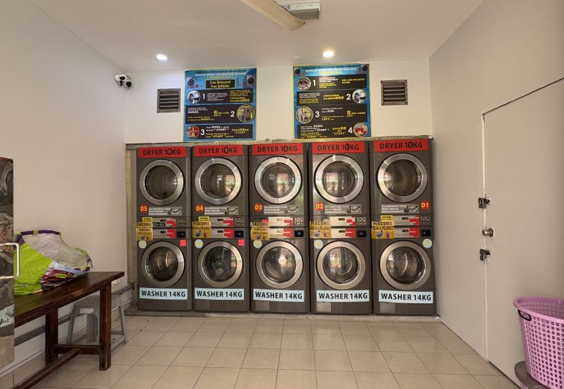 Seri Austin Luxury Apartment