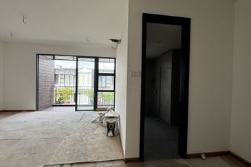 Senibong Cove Waterway Residences