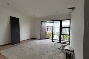 Senibong Cove Waterway Residences