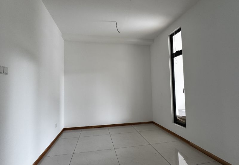 Senibong Cove Waterway Residences