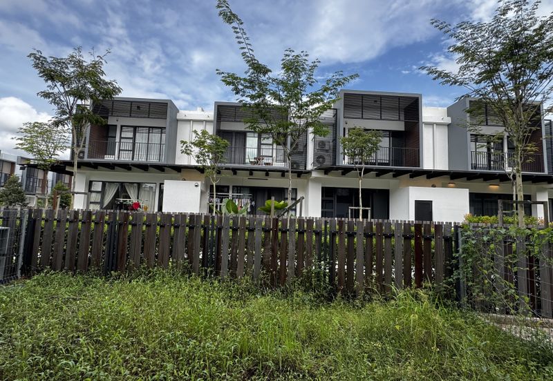 Senibong Cove Waterway Residences