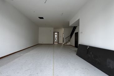 Senibong Cove Waterway Residences