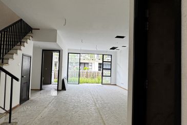 Senibong Cove Waterway Residences