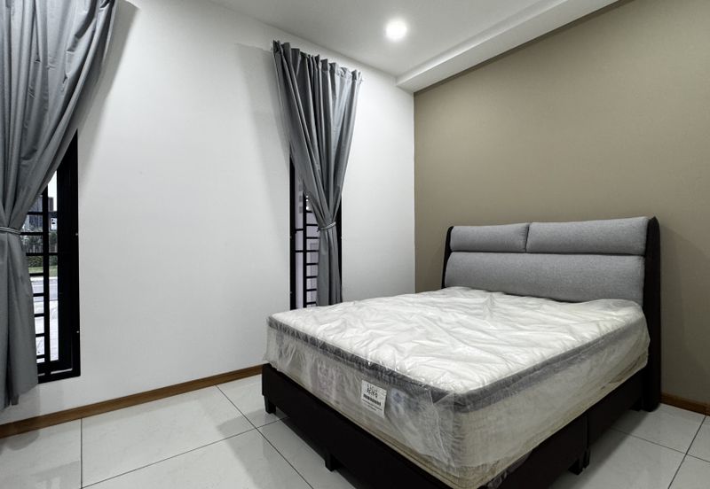 Senibong Cove Waterway Residences