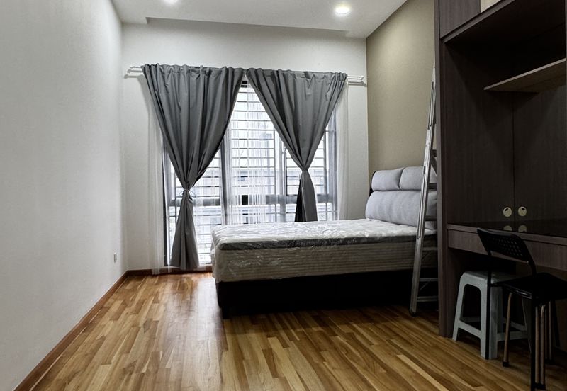 Senibong Cove Waterway Residences