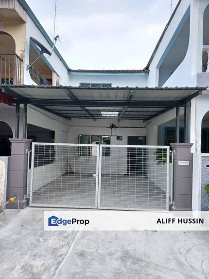 Non Bumi Lot Refurbished House at Taman Mengkibol, Kluang, Johor, Kluang